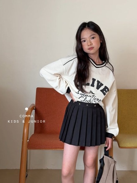 Studded Pleated Skirt Studded Pleated Skirt