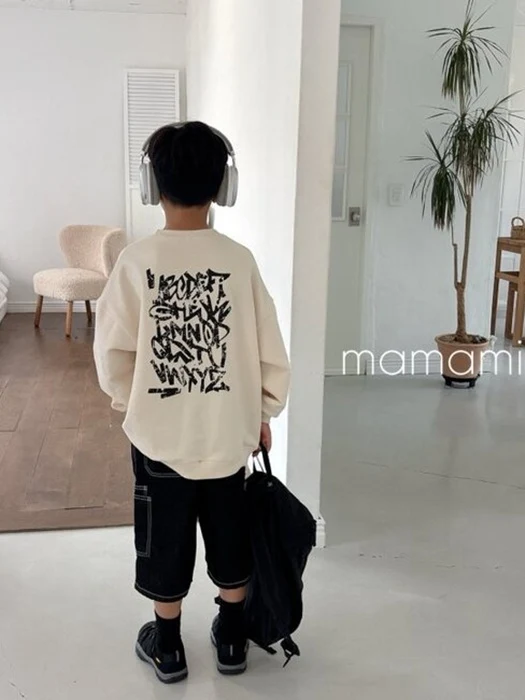 Graphic Sweatshirt Graphic Sweatshirt