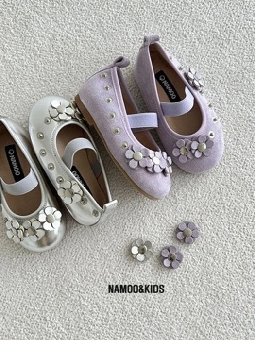 Duri Flower Mary Janes (Detachable Decoration) Duri Flower Mary Janes (Detachable Decoration)