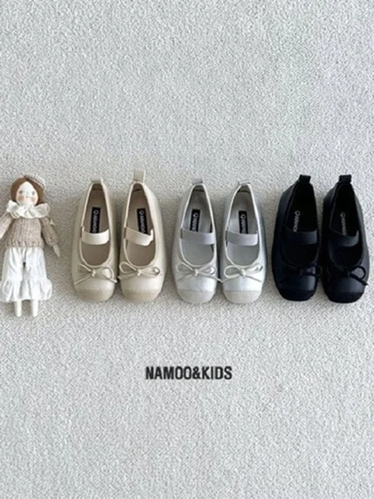 Evelle Mary Janes Evelle Mary Janes