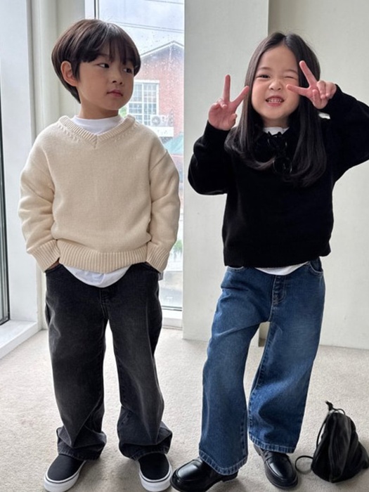 Low-Wide Denim Pants Low-Wide Denim Pants