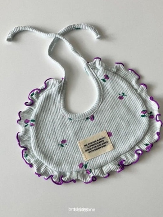 Tulip Frill Bib