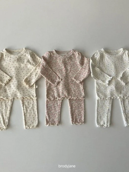 Floral Long-Sleeve Set Floral Long-Sleeve Set