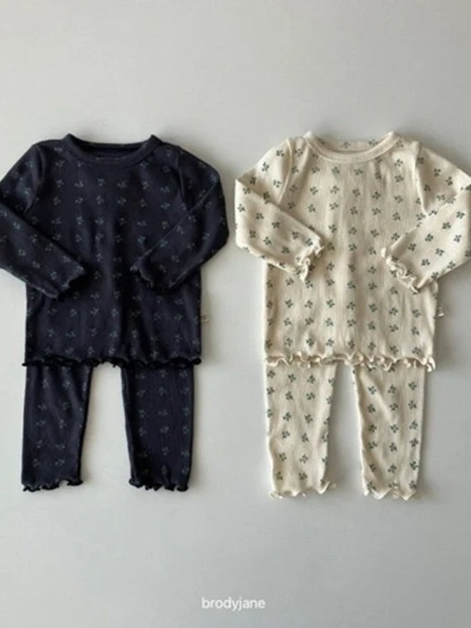 Fog Rib Ruffle Set Fog Rib Ruffle Set