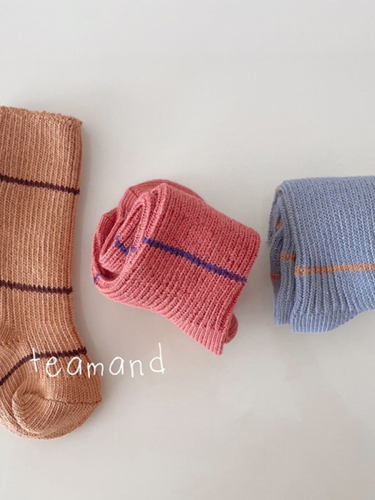 Erzeni Socks Set (with Mom) Erzeni Socks Set (with Mom)
