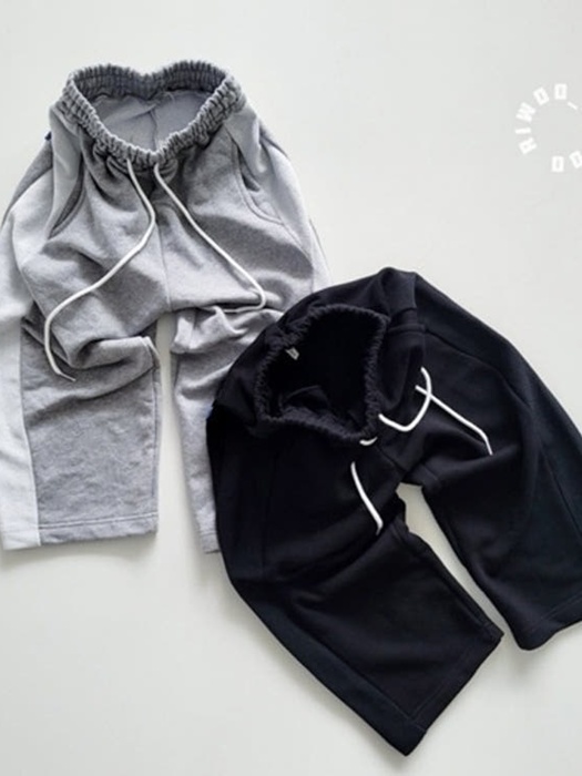 Reverse Wide Color Pants (Adult) Reverse Wide Color Pants (Adult)