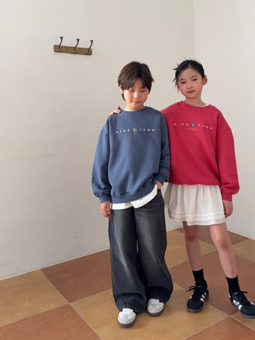 Nine Town Sweatshirt