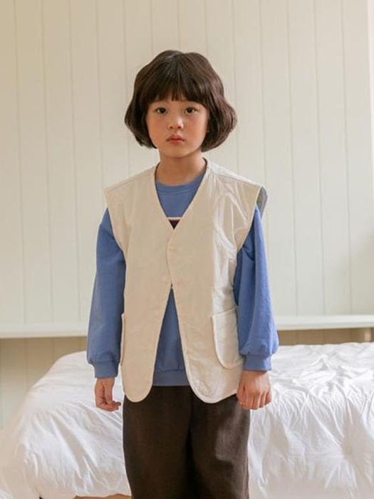 Embroidered Quilted Reverse Vest Embroidered Quilted Reverse Vest
