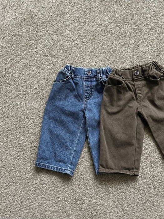 Smile Tag Straight Pants Smile Tag Straight Pants