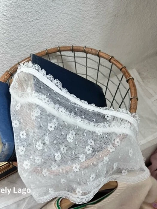 Lace Bonnet