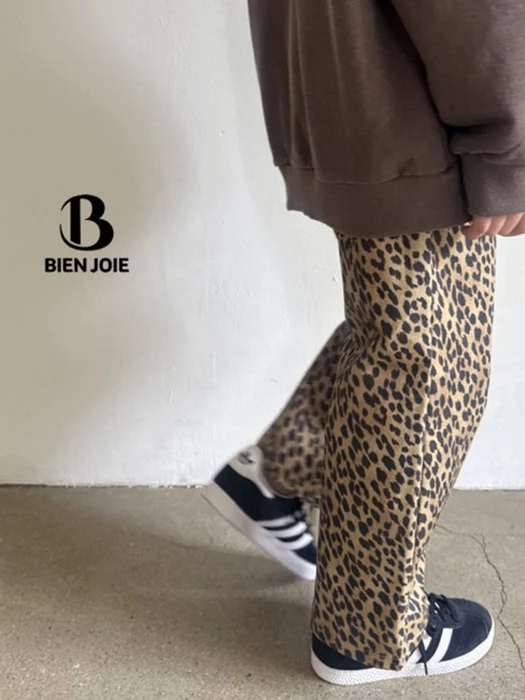 Rutz Leopard Pants