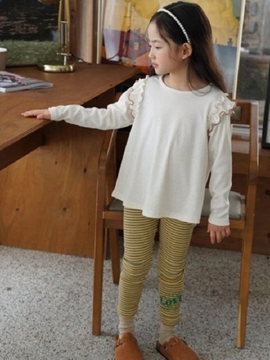 Ribbed Wing Frill Tee