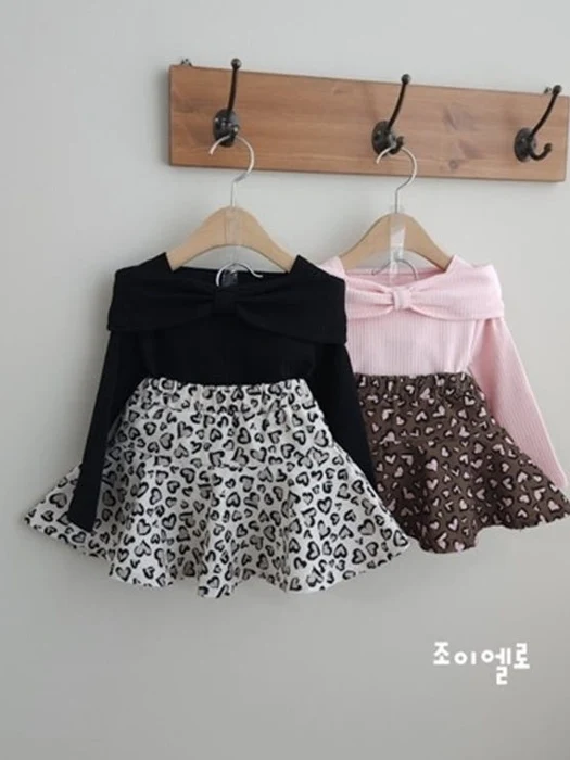 Shoulder Ribbon Tee Shoulder Ribbon Tee