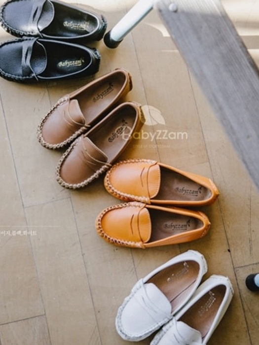 702 Min Loafer