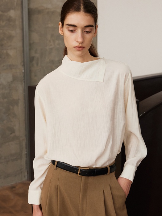 Side Button Collar Blouse Side Button Collar Blouse