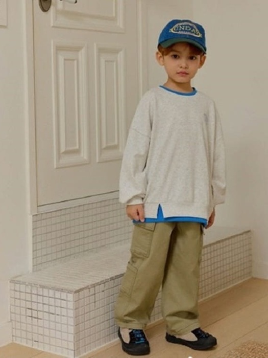 Vivi Slit Sweatshirt