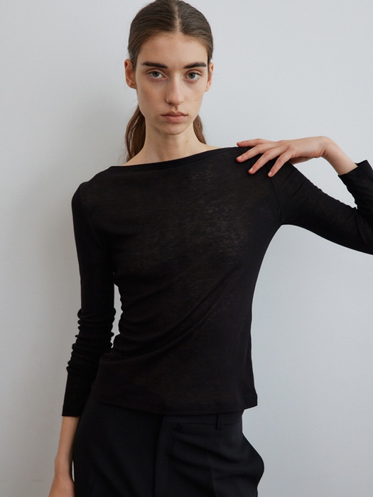 Simple Boat Neck Tee
