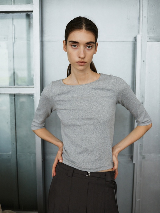 Round Midi Sleeved Tee Round Midi Sleeved Tee