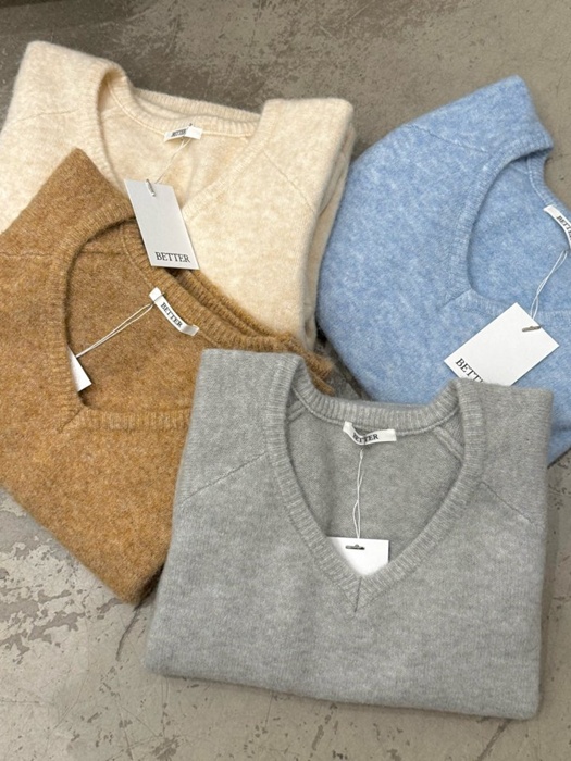 Port V-neck Knit Pullover Port V-neck Knit Pullover