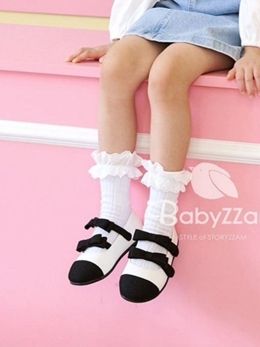 Y886 Cage Flats Y886 Cage Flats