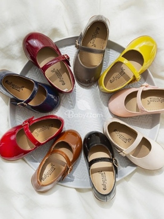 Y136 Emily Flats Y136 Emily Flats