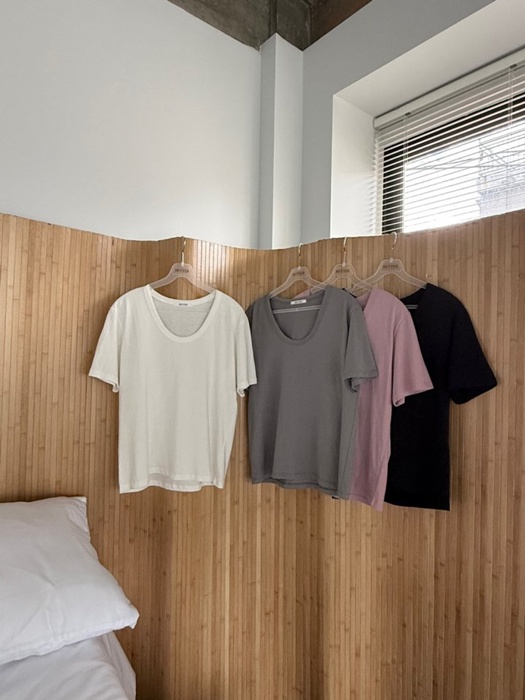Nouvo U-neck Tee Nouvo U-neck Tee