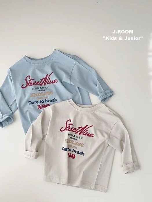 Vintage English Print Tee