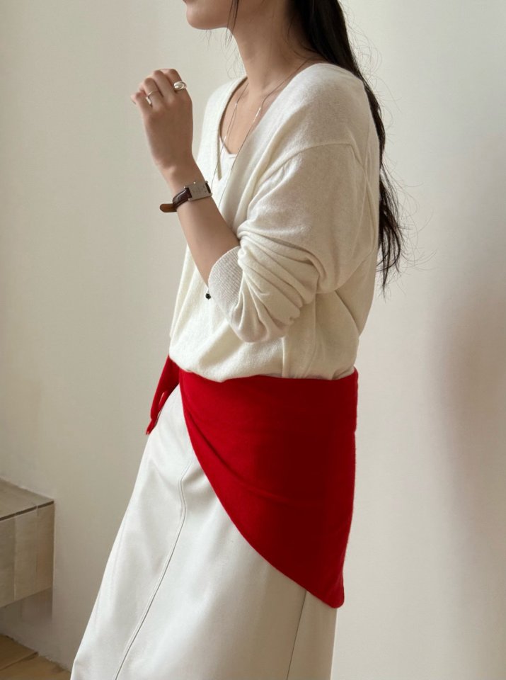 Amygrace - Korean Women Fashion - #momslook - Deep V-neck Knit Pullover - 6