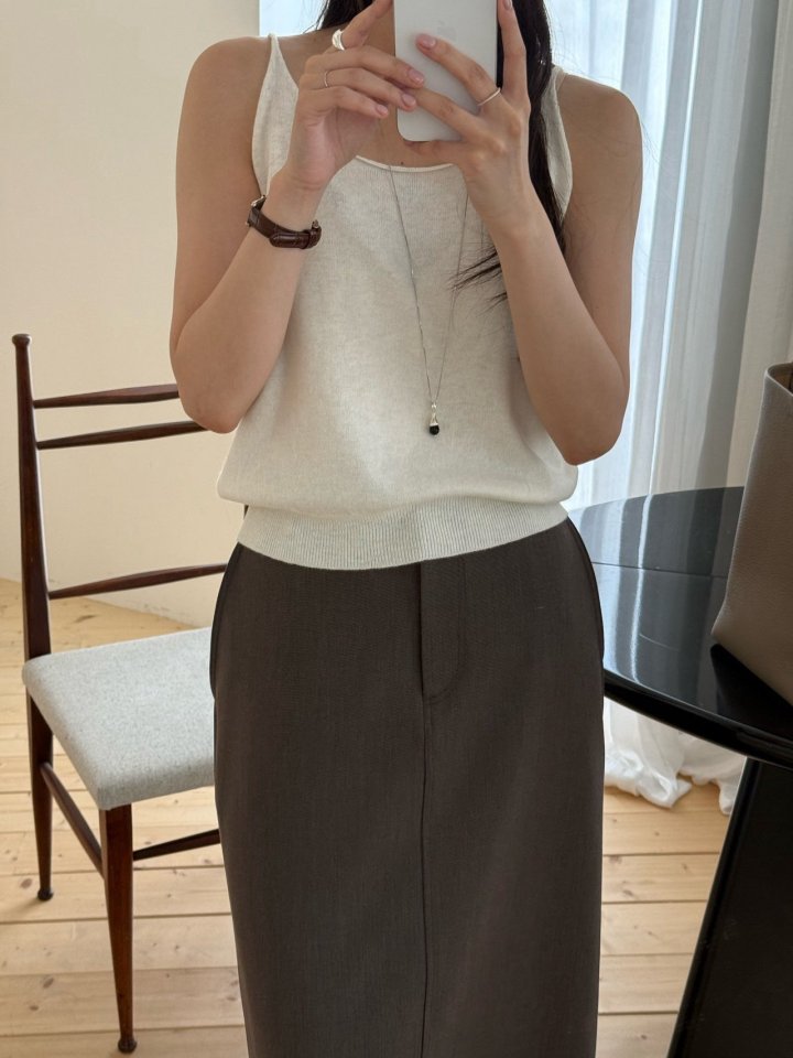 Amygrace - Korean Women Fashion - #momslook - Deep Knit Sleeveless Top - 11