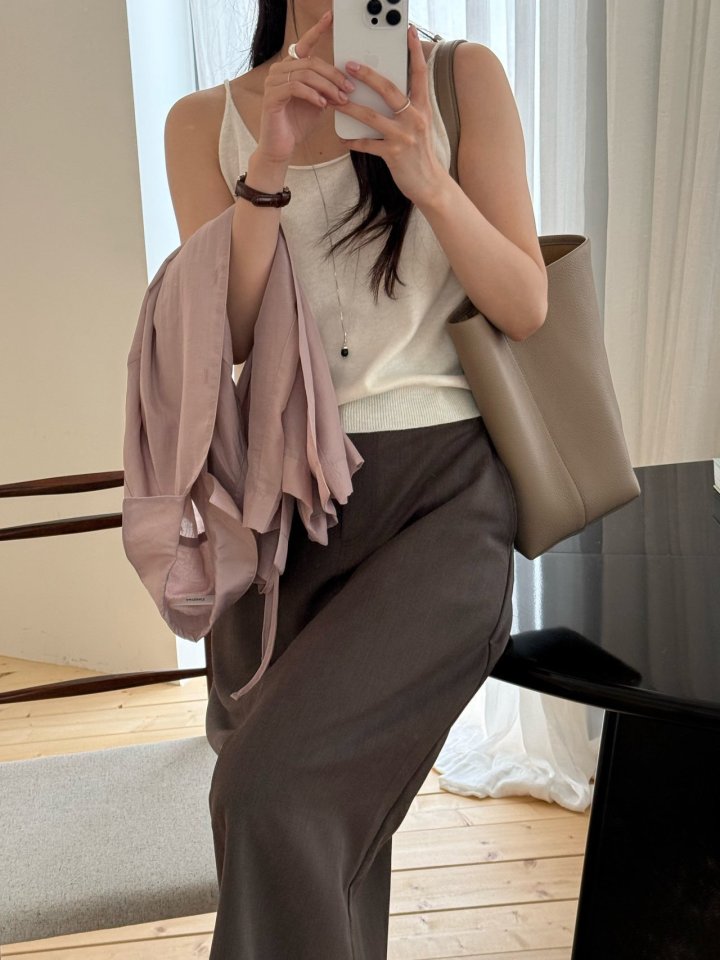 Amygrace - Korean Women Fashion - #momslook - Deep Knit Sleeveless Top - 3