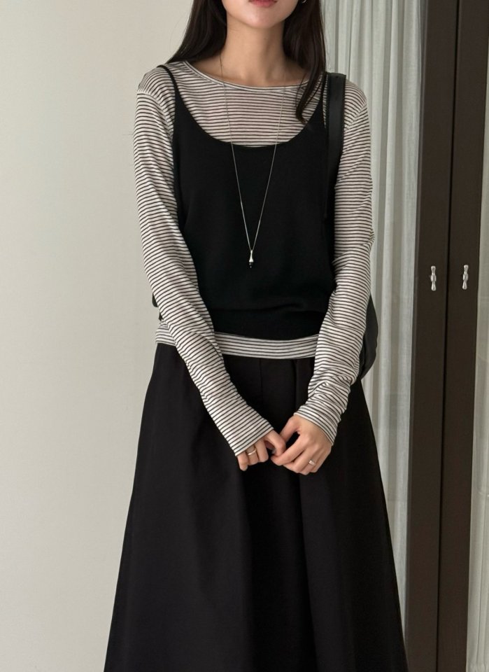 Amygrace - Korean Women Fashion - #momslook - Deep Knit Sleeveless Top - 5