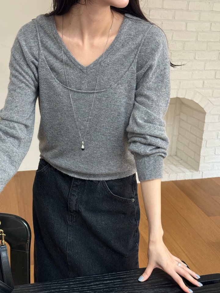 Amygrace - Korean Women Fashion - #momslook - Deep Knit Sleeveless Top - 9