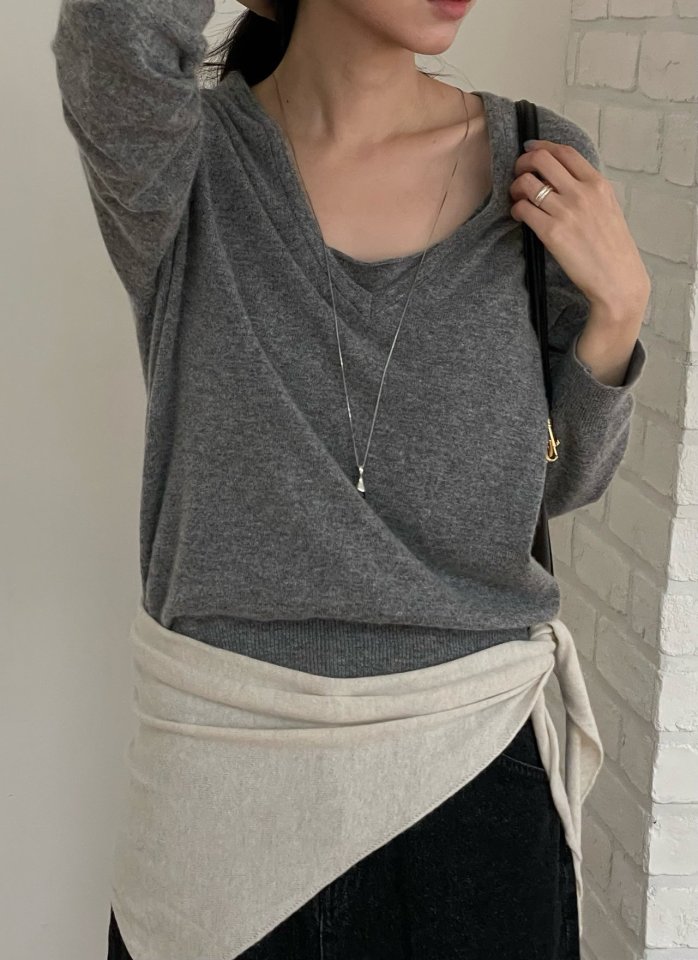 Amygrace - Korean Women Fashion - #womensfashion - Deep V-neck Knit Pullover - 11