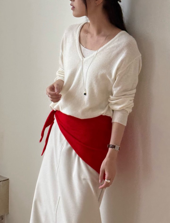 Amygrace - Korean Women Fashion - #womensfashion - Deep V-neck Knit Pullover - 5
