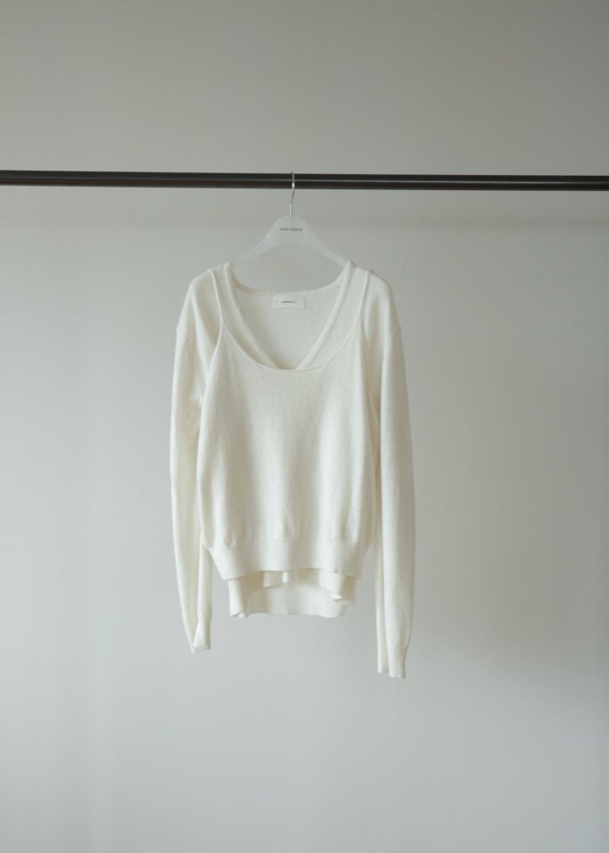 Amygrace - Korean Women Fashion - #womensfashion - Deep Knit Sleeveless Top - 2