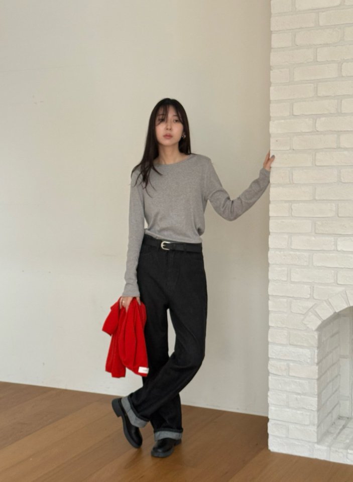 Amygrace - Korean Women Fashion - #womensfashion - Bravo Span Slim Tee - 10