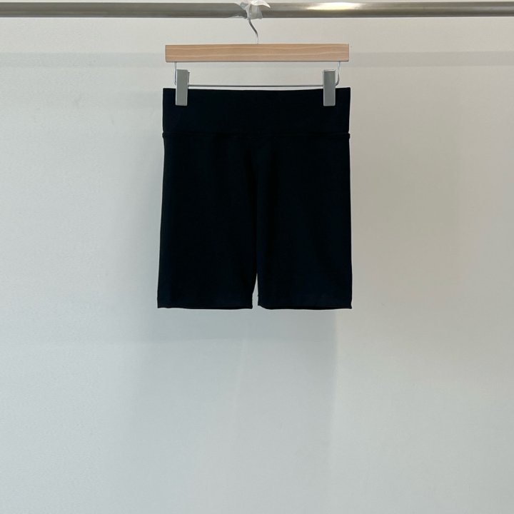 Another Avenue - Korean Women Fashion - #momslook - Fit Short Leggings - 6