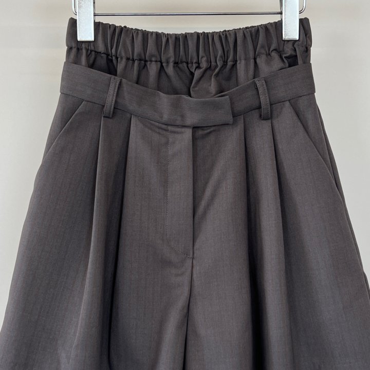 Another Avenue - Korean Women Fashion - #momslook - U Pintuck Half Pants - 4