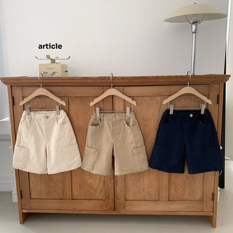 Article - Korean Children Fashion - #Kfashion4kids - Hip Cargo Bermuda Pants