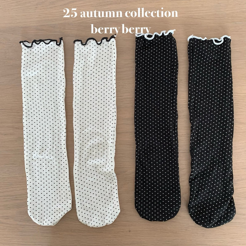 Berry Berry - Korean Children Fashion - #kidzfashiontrend - Dot Knee Socks