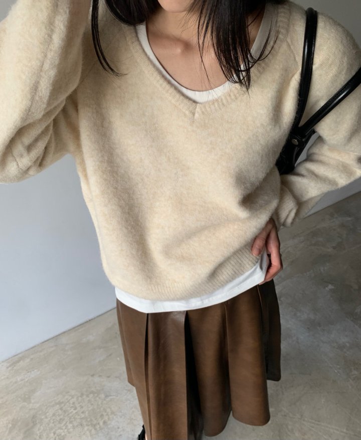 Better - Korean Women Fashion - #womensfashion - Port V-neck Knit Pullover - 2