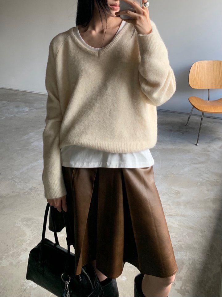 Better - Korean Women Fashion - #momslook - Port V-neck Knit Pullover - 4