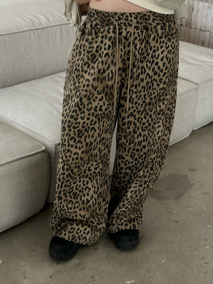 Buckle - Korean Women Fashion - #restrostyle - Leopard Wide Pants - 3