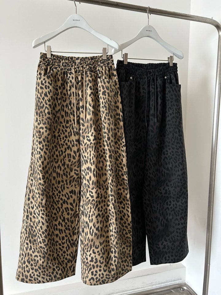 Buckle - Korean Women Fashion - #womensfashion - Leopard Wide Pants