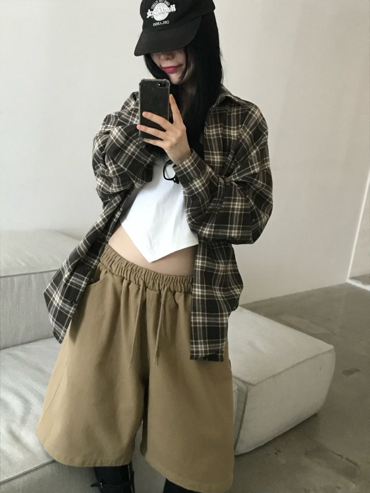 Buckle - Korean Women Fashion - #womensfashion - Curve Bermuda Pants - 9