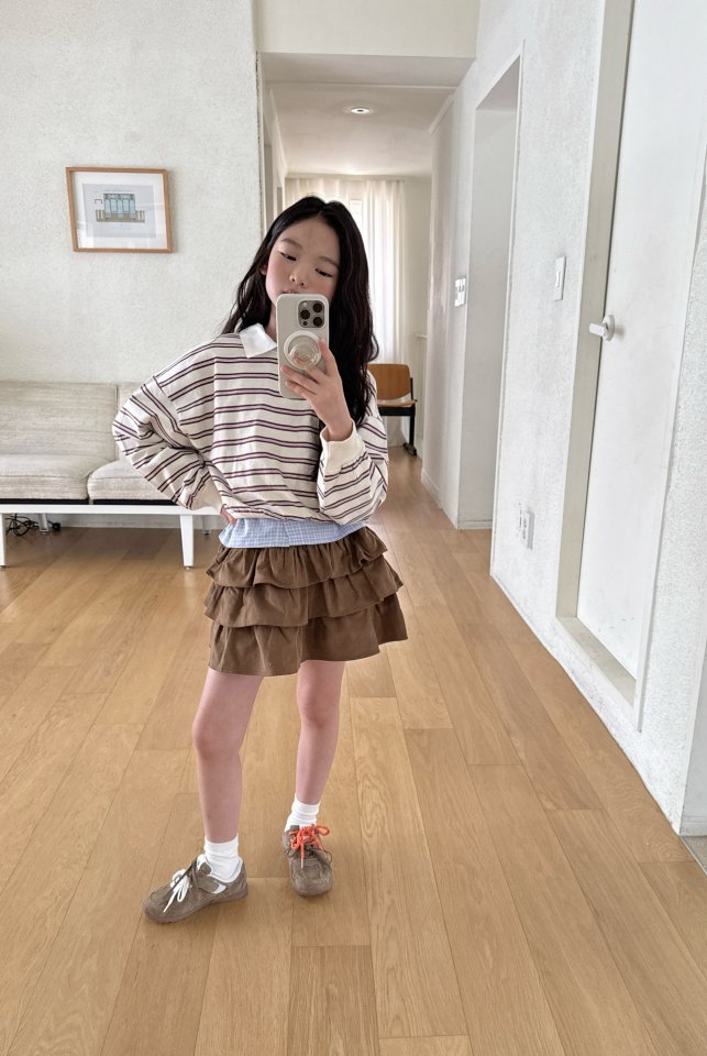 Comma - Korean Children Fashion - #childofig - Short Crop Sweatshirt - 2
