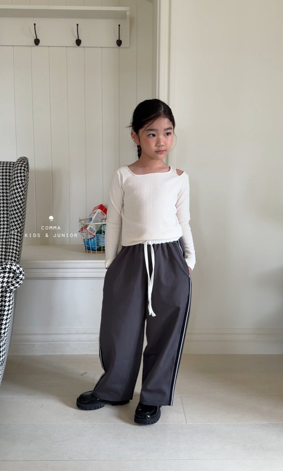 Comma - Korean Children Fashion - #stylishchildhood - Shoulder Cut-Out Tee - 8