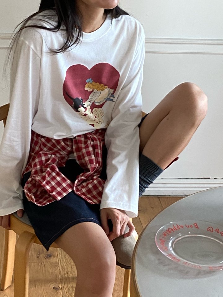Diana - Korean Women Fashion - #womensfashion - Cat Heart Tee