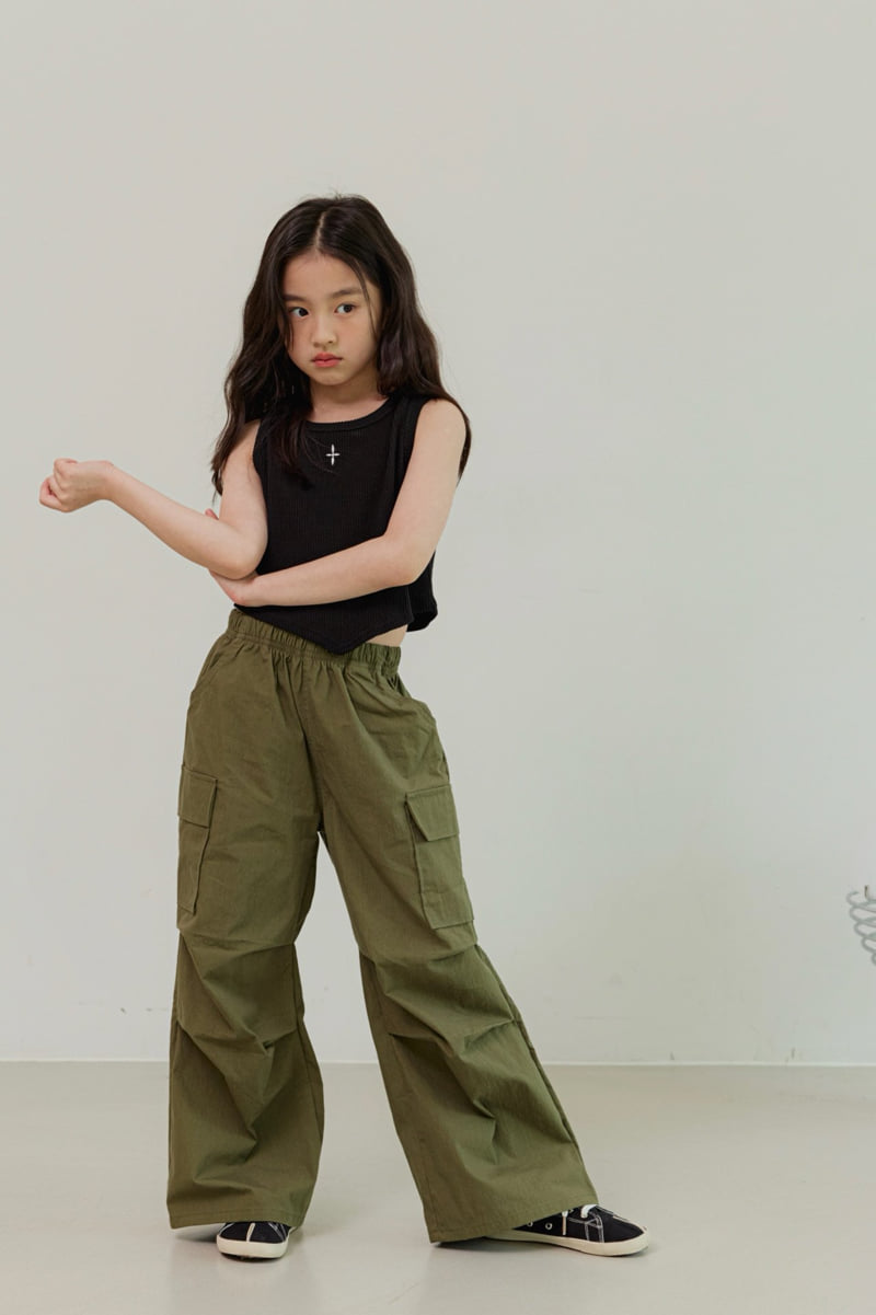 Dore Dore - Korean Children Fashion - #Kfashion4kids - Chrome V-Neck Sleeveless