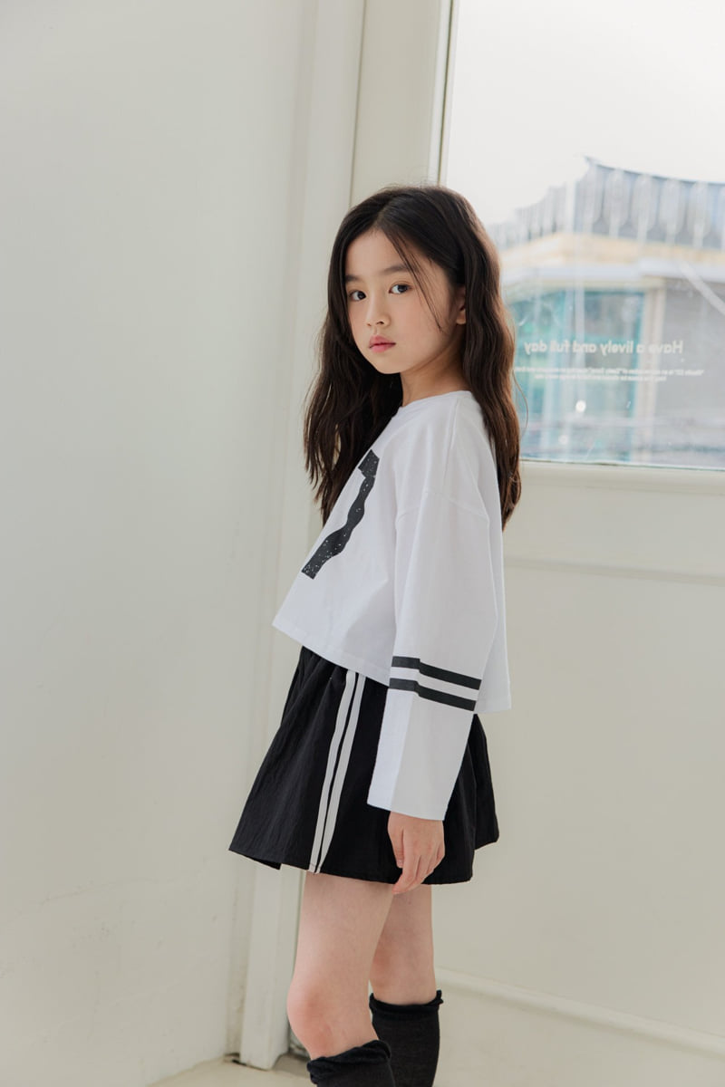 Tape Pleated Skirt Pants by Dore Dore for Child - view 9